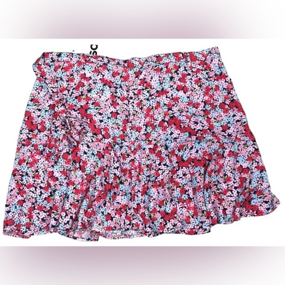 NWT SO Pink Floral Flutter Mini Skirt Size XXL Juniors 2XL Flowy Rayon